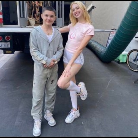 Meet your Posher, Nadia - Picture 1 of 1